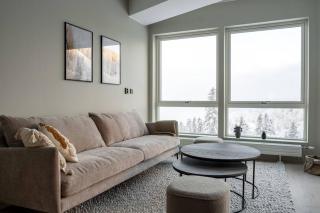 Slope-Side Bliss 8-Guest Apt - 8