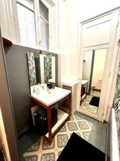 Champs-Elysées - Arc de Triomphe - 4 people - 9