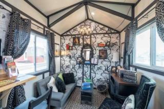 #13 - The Raven - Tiny Home (Edgar Allan Poe) - Santa Ysabel - 3