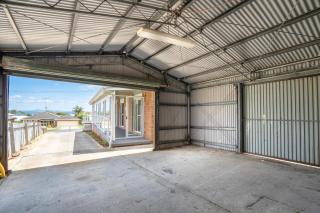 Views on the Avenue - 6