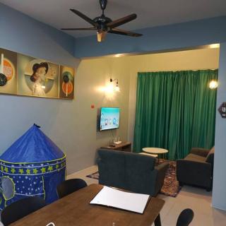 Makmur Homes 1 Penthouse Golden Hills - 3