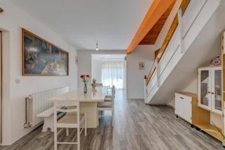 Holiday house with a swimming pool Kotlenice, Zagora - 22219 - Dugopolje - 2