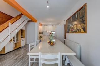 Holiday house with a swimming pool Kotlenice, Zagora - 22219 - Dugopolje - 1