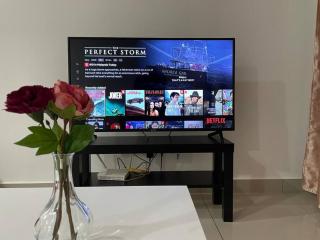 CC33A2A Cyberjaya Self-check-in-Netflix-Wifi-Parking-Pool-Balcony, 2019 - Cyberjaya - 1