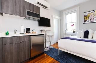 A Stylish Stay w/ a Queen Bed, Heated Floors.. #36 - Brookline - 8