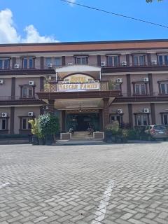 Hotel Nascar Famili - Palangkaraya - 9