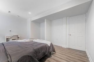 Cozy Haven Retreat 2Bed Basement - Whitby - 5