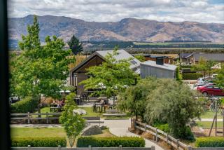 The Alpine Pad - Wanaka Holiday Apartment - Wanaka - 0