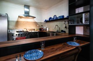 Lujosa casa: alberca terapéutica 3x2m, chimenea, cocina profesional - 7