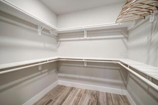 Heights Luxury Home Stunning 4BR - 7