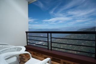 Summit Sherpa Mountain Hotel & Spa - 1
