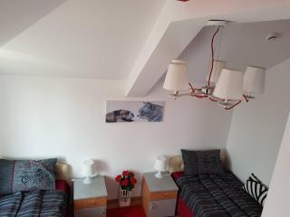 Lux Apartments With Pool Dex - Zemun Polje - 2