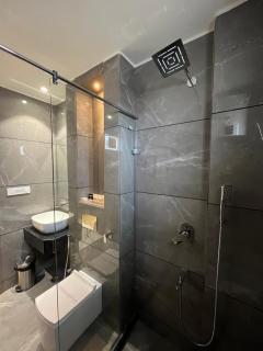 Hotel Three Seasons - 5