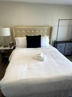 Chic Home by Little Italy and SD - San Diego - 9