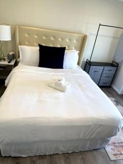 Chic Home by Little Italy and SD - San Diego - 1