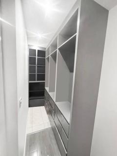 Oxley Comfy House Milton Keynes- Contractors 1st Choice Spacious 6 Bedrooms Group Trips & Weekend Stays Sleeps 14 Free Parking Milton Keynes - Near M1 J14 - 8