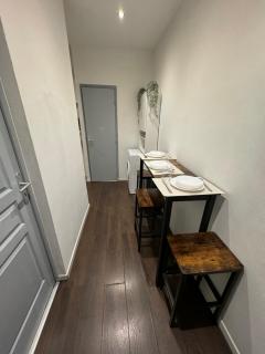# Le 11 # Joli F2 rénové, centre - 8