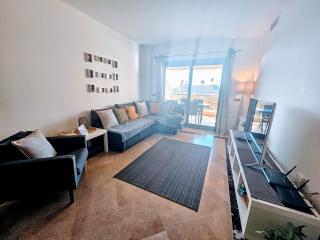 Marina Castillo, Beachfront Sea views 500m to Beach and Duquesa Marina - Manilva - 8