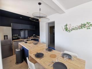 Dark blue Appartement 2 chambres climatisation parking 900m des remparts - Avignon - 6