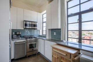 West Village 2br w elevator nr park NYC-1215 - New York - 4