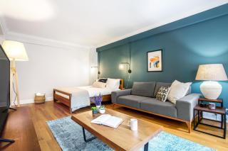 Smart Midtown E Studio w Doorman Gym NYC-203 - 9