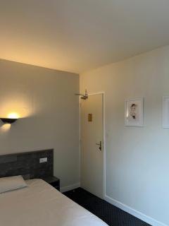 Hotel TGV - Quimper - 6