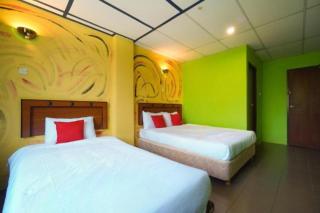 DJ Seafront Hotel - 2