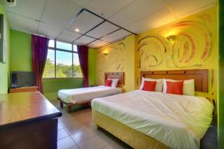 DJ Hotel Lumut - Lumut - 1