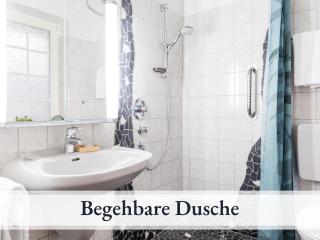 Blumenvilla 1 mit begehbarer Dusche, Sauna und Garten - 4