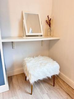 New King-size bed en-suit, luxury refurbished home - Newark upon Trent - 7