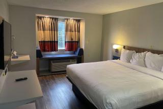 Microtel Inn by Wyndham Atlanta Airport - Atlanta - 7