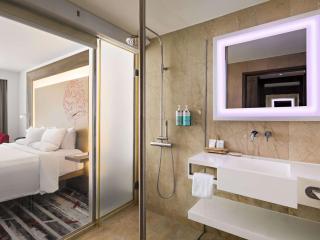 Novotel Jakarta Gajah Mada - Jakarta - 8