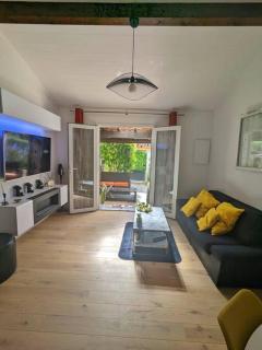 Maison individuelle avec jardin ensoleillé - Auribeau-sur-Siagne - 0
