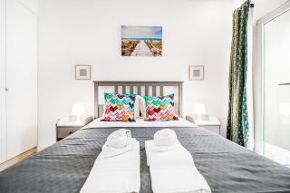 157 A - Charming Santos Apartment wPatio - Lissabon - 0