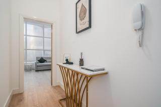 Town Centre apartment - Near Airport & Train Station - Luton - 1