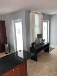 South Beach One Bedroom Condo with Parking Spot - Miami Beach - 7