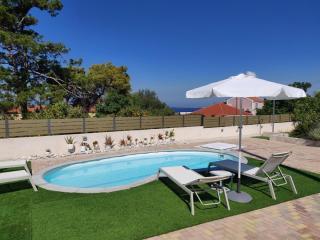 Arktos Sunset Villa - 9