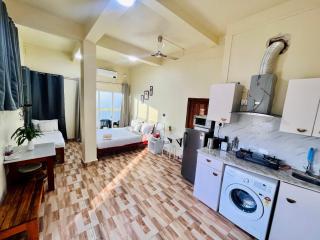 Aizawl Guest House Apartments - Āīzawl - 4