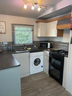 Cosy Caravan near the beach - Walton-on-the-Naze - 2