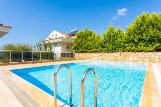 Golden Heights 5 - 7