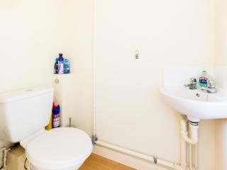 Pass the Keys Self Contained 1 Bed Coach House - Leamington Spa - 4