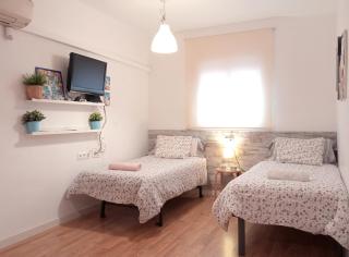 bcn4days Apartments - Hospitalet de Llobregat - 4