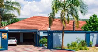 Lizpeter guest house - Elim - 1
