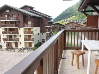 Appartement cosy à Arêches, 50m des pistes, terrasse ouest et piscine l'été - FR-1-342-249 - 5