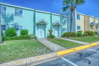 Southbay 101 Completely Remodeled 3 Bedroom Townhome only 30 Yards from the Beach - Destin - 9