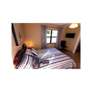 Cozy House in SE Cape Coral. Pet-friendly! - Cape Coral - 5
