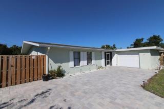 Cozy House in SE Cape Coral. Pet-friendly! - Cape Coral - 2