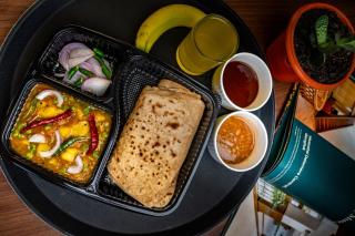 Muscatel Grand Silkroute - 300 Mts from MG Marg - 1