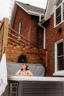 Lakeview Luxury Farmhouse Retreat - Hot Tub - Games Room - Cobourg - 0