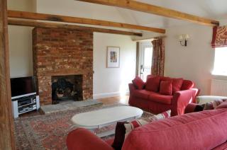 Coach House Barn - 7